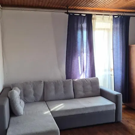 Mit Kamin In Der Stadt By Interhome Hébergement de vacances *